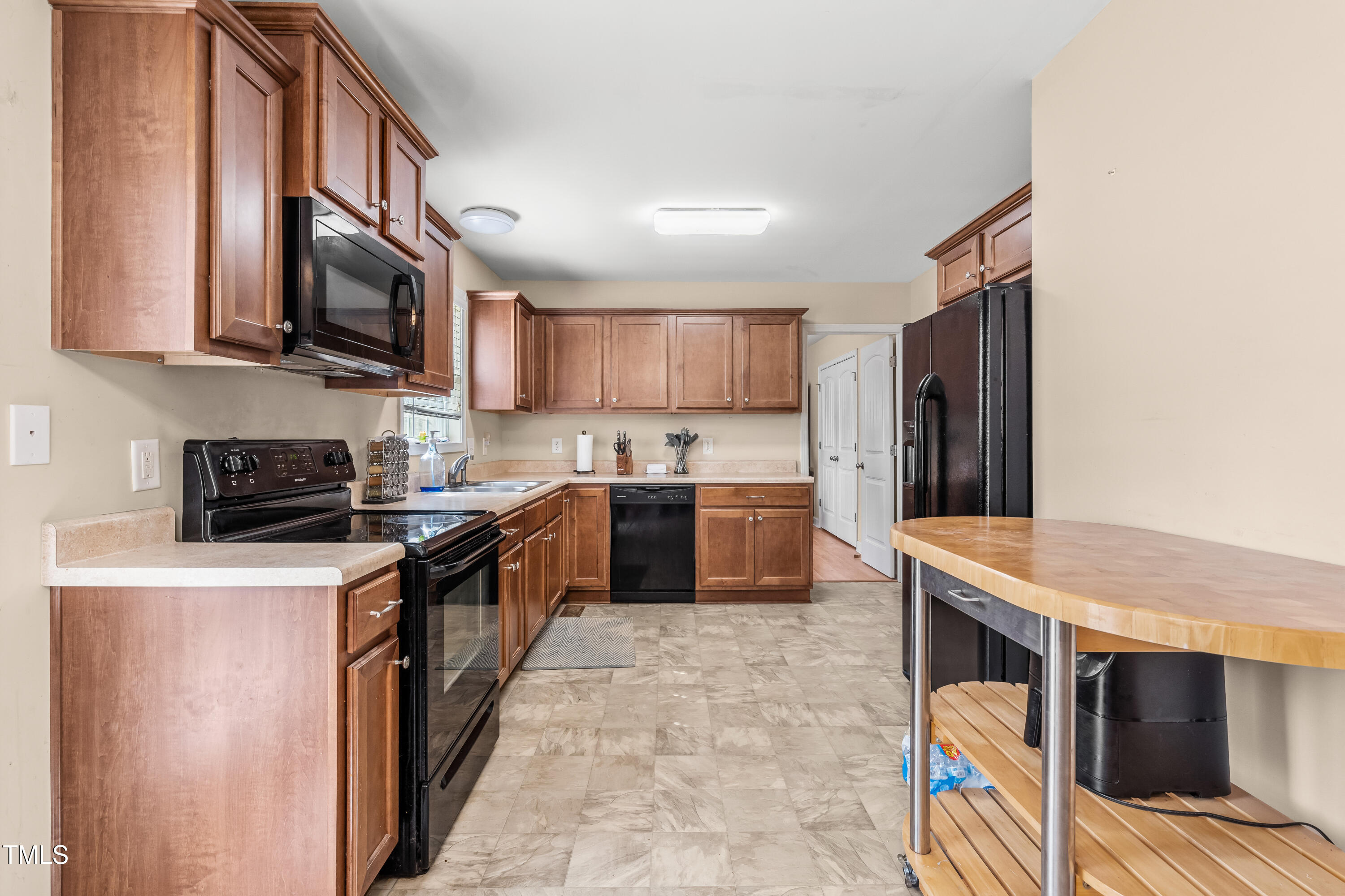 6208 Silver Spring Court Willow Spring, NC 27592 - Photo 13 of 22 DSC03886