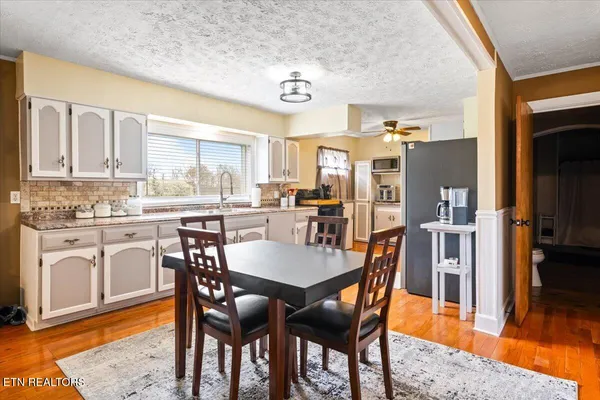 $399,900 | 9137 East Emory Road, Corryton, TN 37721