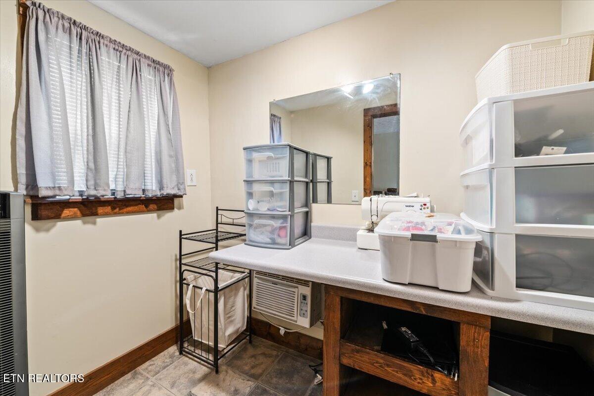 9137 East Emory Road Corryton, TN 37721 - Photo 31 of 47 30-9137 E Emory Rd