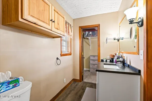 $399,900 | 9137 East Emory Road, Corryton, TN 37721