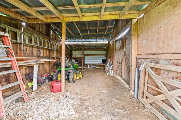 $399,900 | 9137 East Emory Road, Corryton, TN 37721