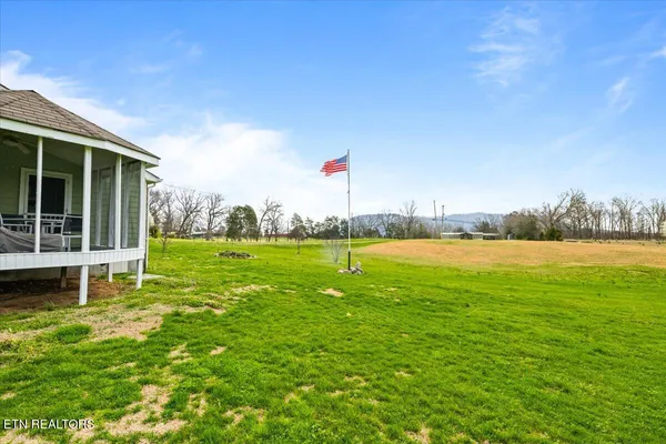$399,900 | 9137 East Emory Road, Corryton, TN 37721