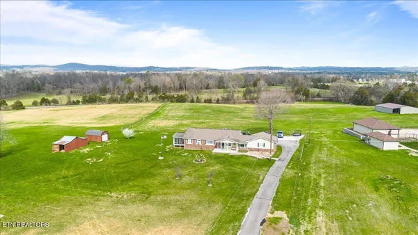 $399,900 | 9137 East Emory Road, Corryton, TN 37721