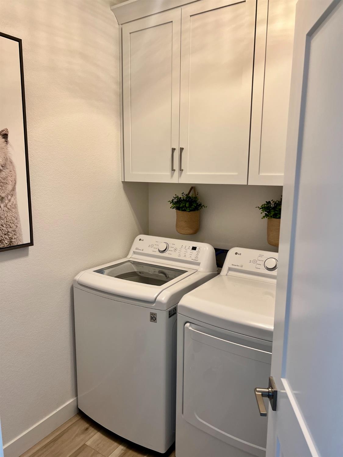 720 Riley Way Lincoln, CA 95648 - Photo 32 of 35 a utility room with dryer and washer