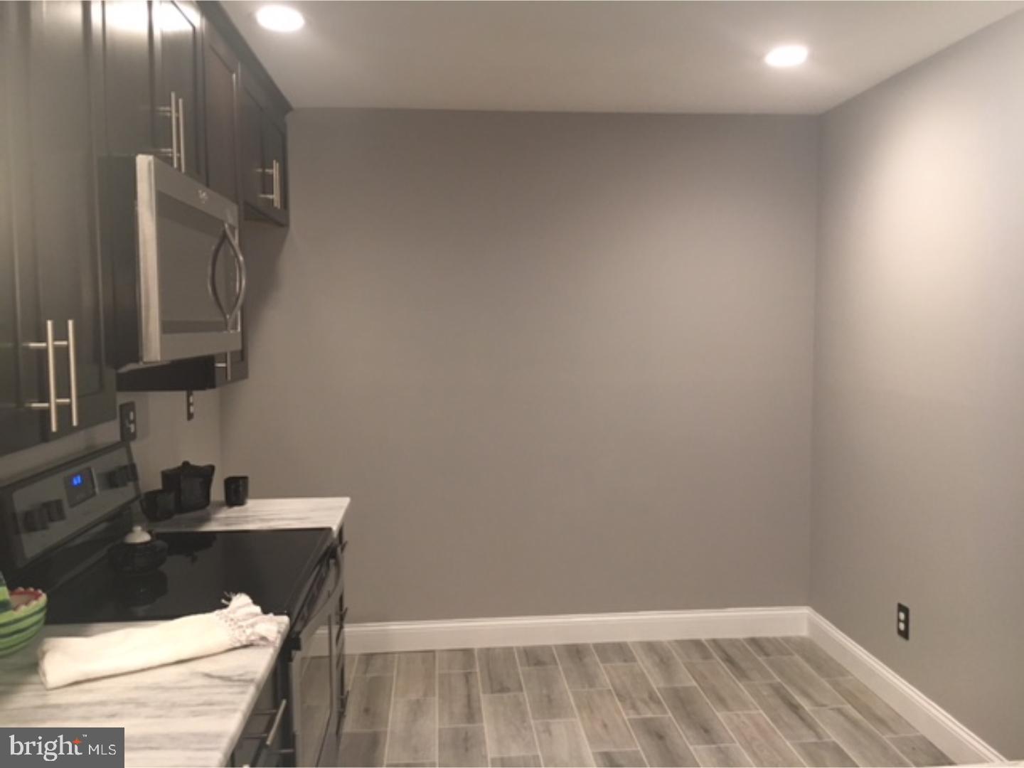 100 Whetstone Road, Unit G12 Horsham, PA 19044 - Photo 7 of 22 Kitchen