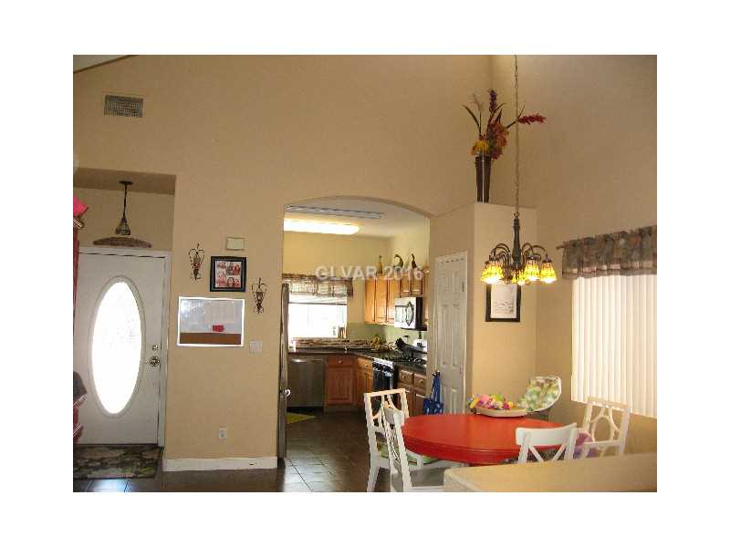 5911 Crumbling Ridge Street Henderson, NV 89011 - Photo 5 of 28 Property Photo.