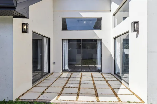 $6,500 | 1010 Emerald Creek Drive, Valrico, FL 33596