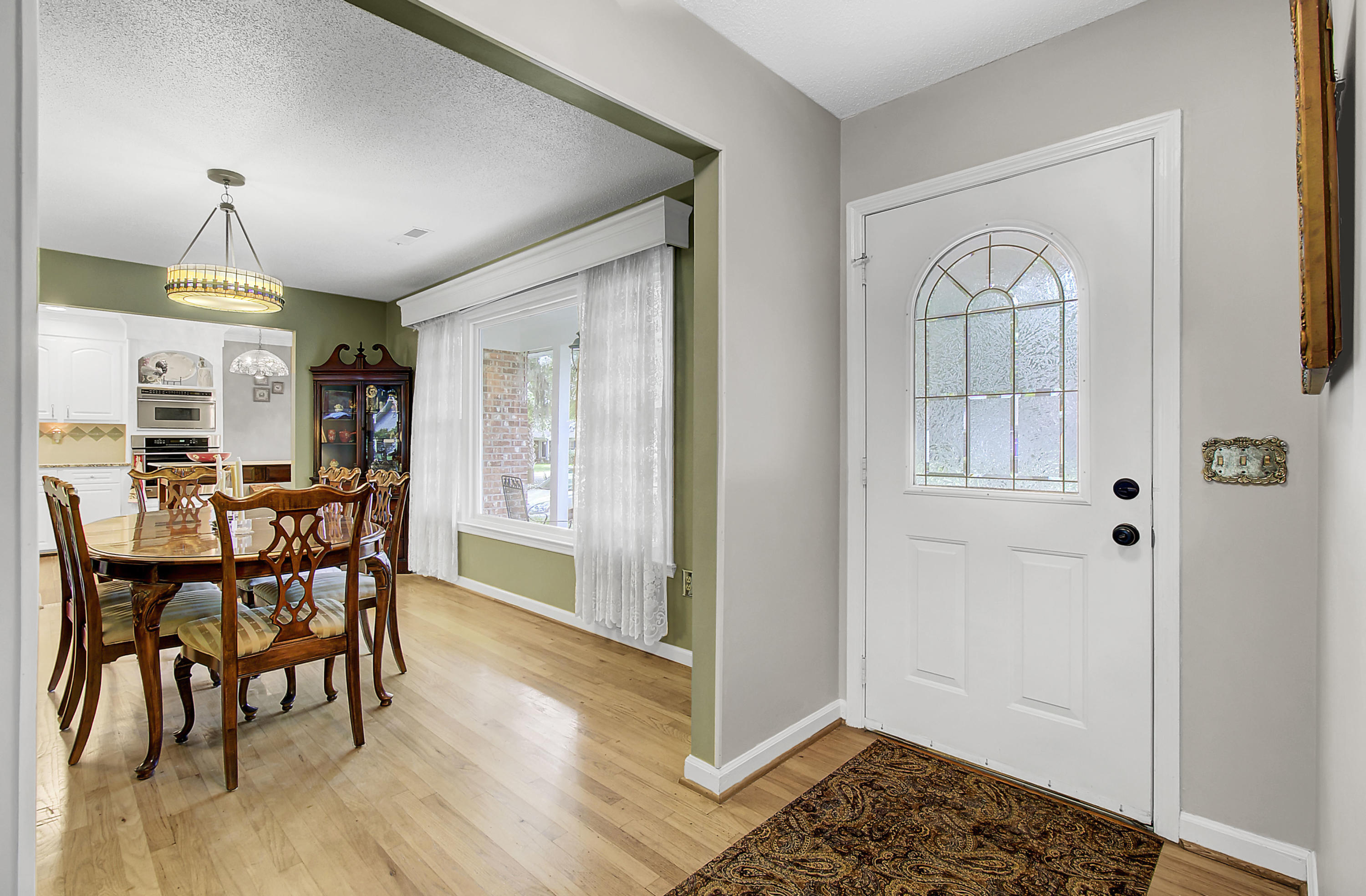 1018 Yeamans Hall Road Hanahan, SC 29410 - Photo 4 of 34 4