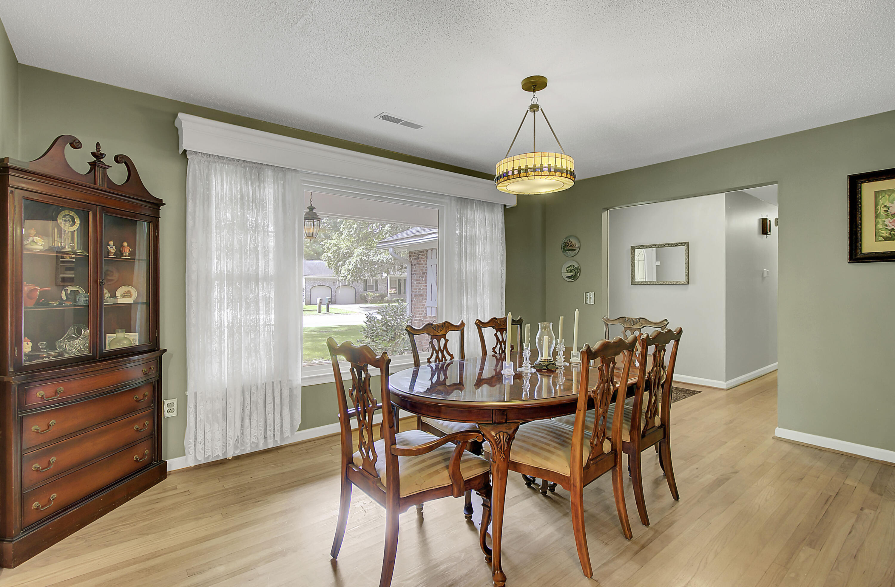 1018 Yeamans Hall Road Hanahan, SC 29410 - Photo 6 of 34 6