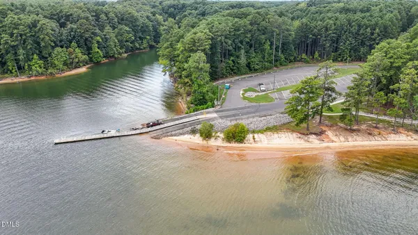 $395,000 | 140 Shoreline Drive, Manson, NC 27553