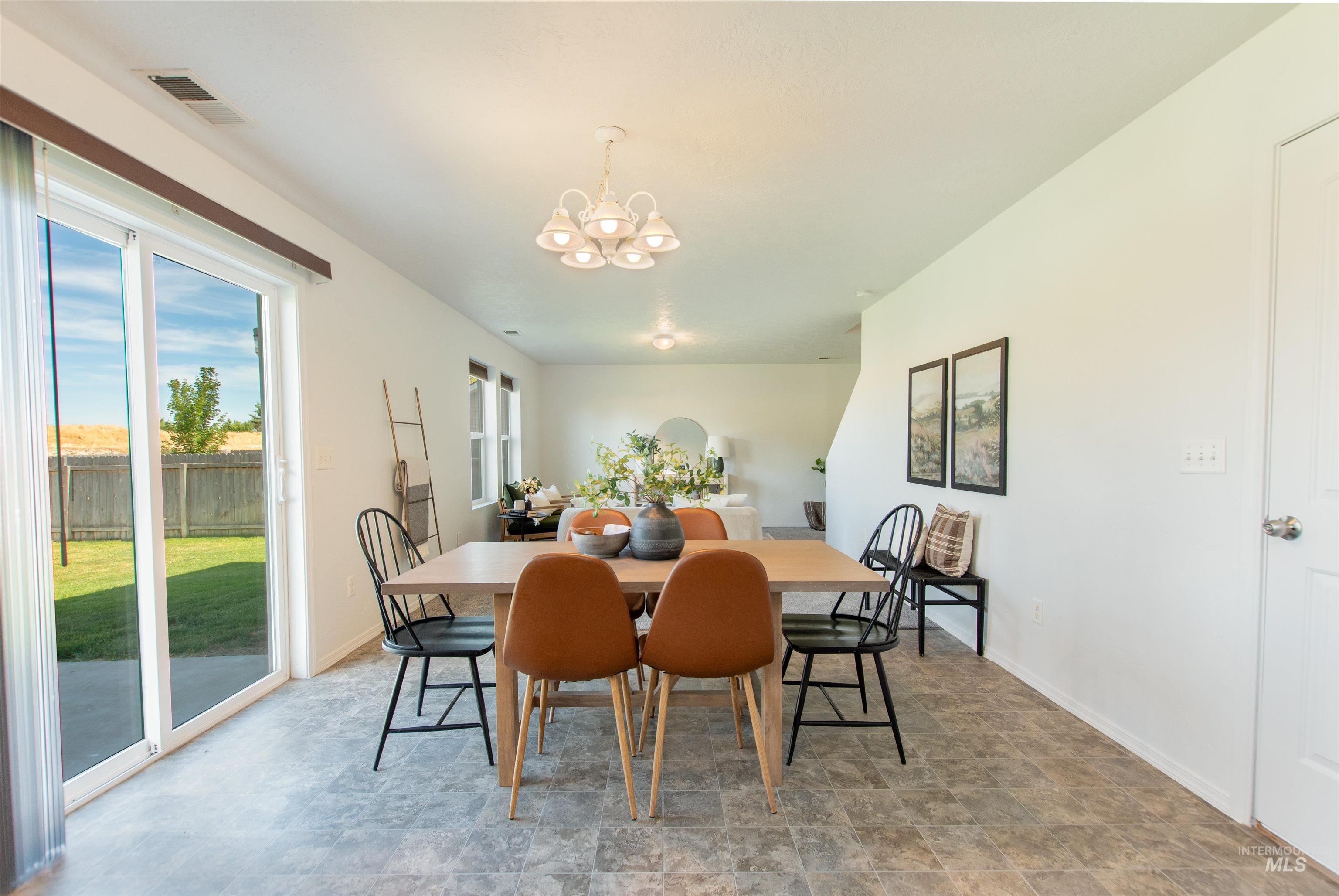 16168 Greenfield Way Caldwell, ID 83607 - Photo 8 of 32