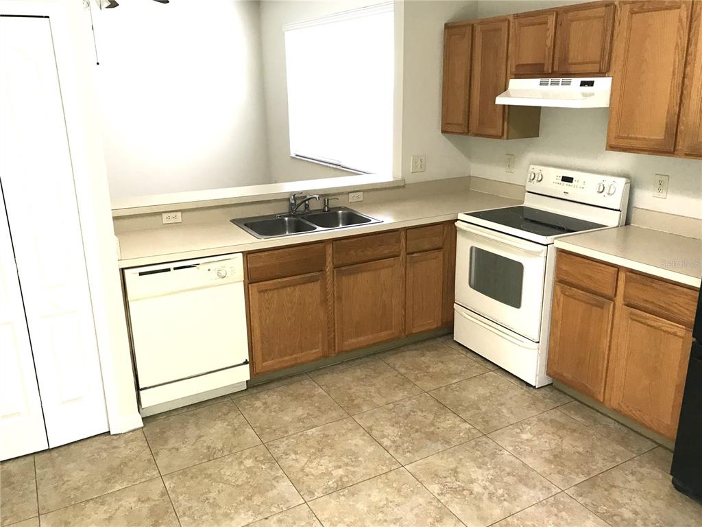 1724 Riveredge Road Oviedo, FL 32766 - Photo 5 of 15