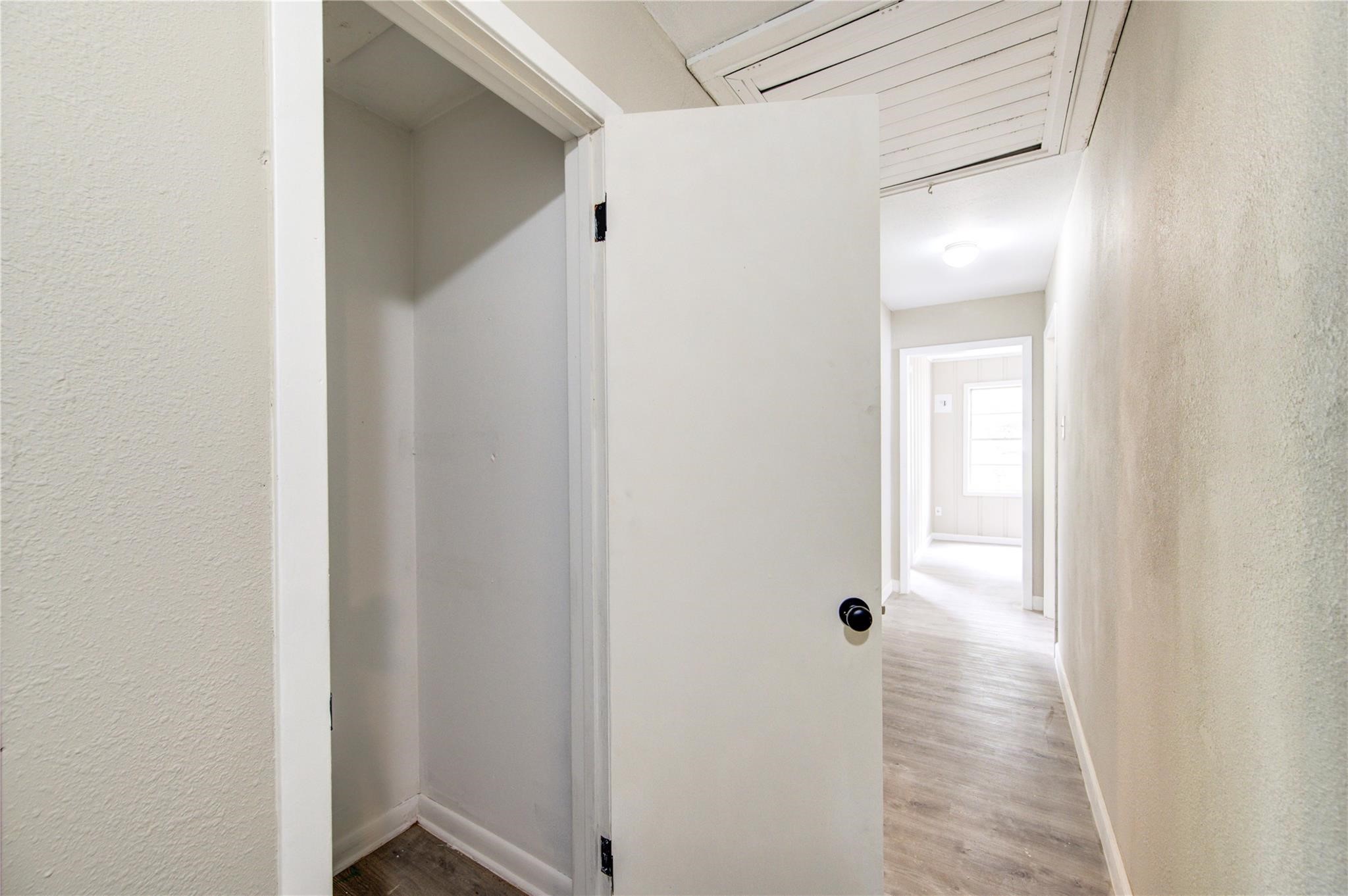 808 State Highway Loop Goodrich, TX 77335 - Photo 24 of 45 a view of a hallway