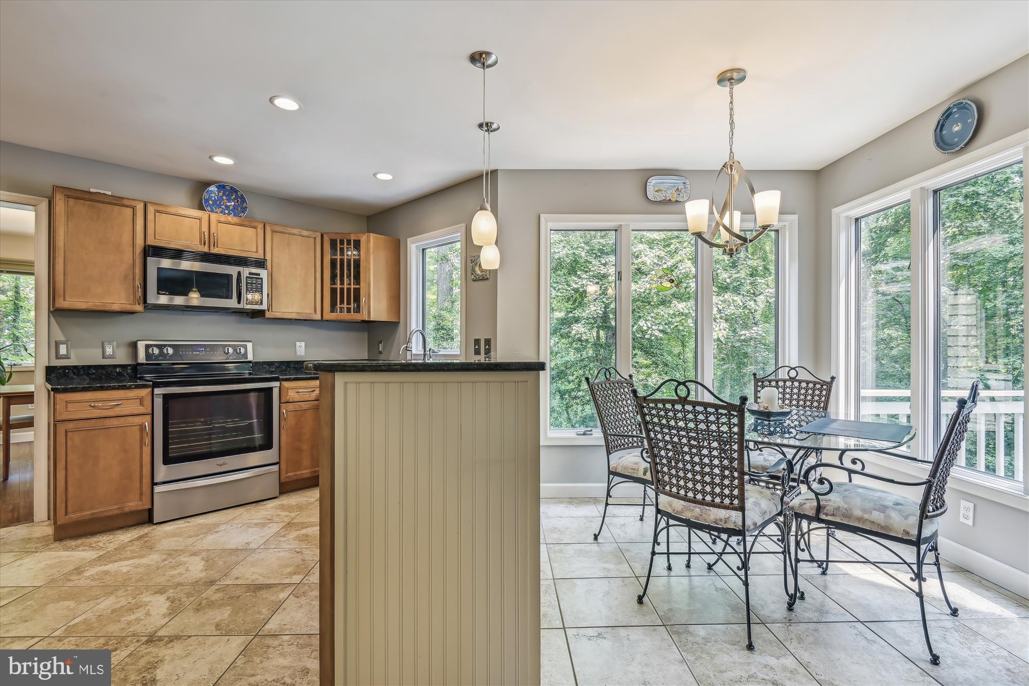 1441 Oak Bluff Road Edgewater, MD 21037 - Photo 38 of 86 Breakfast Area