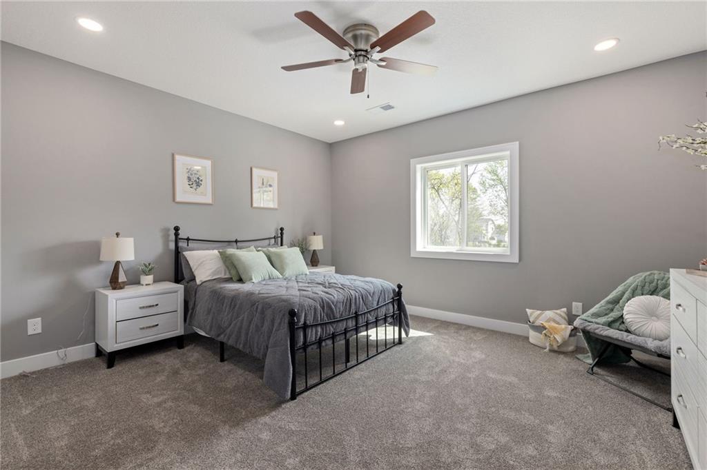 17894 169th Street Basehor, KS 66007 - Photo 36 of 49