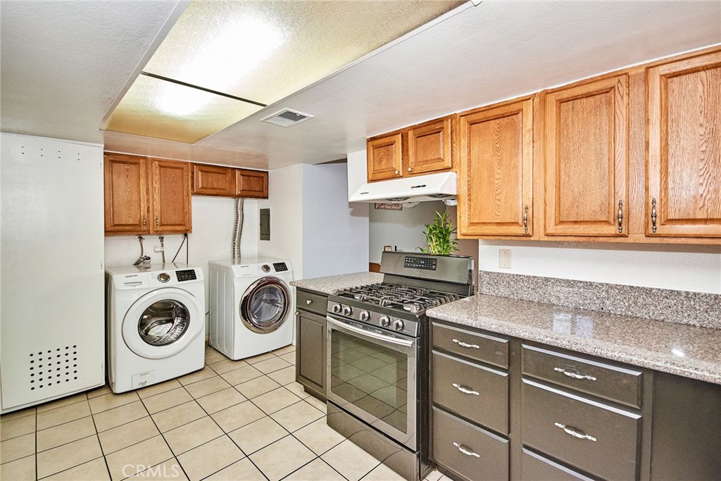 11829 Ferris Road, Unit C El Monte, CA 91732 - Photo 13 of 26