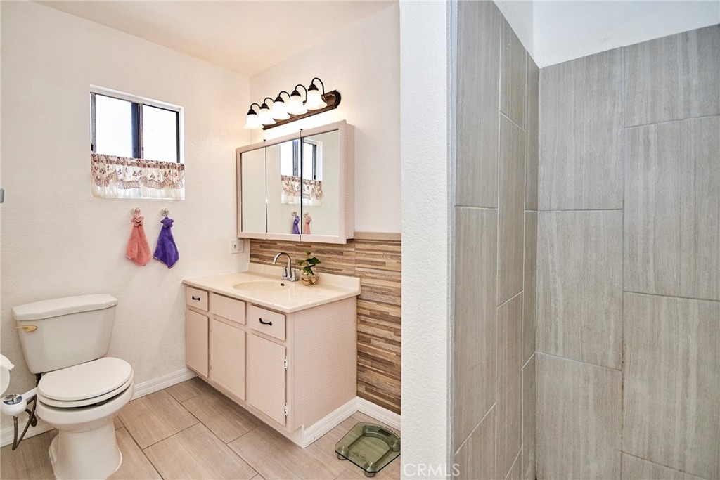 11829 Ferris Road, Unit C El Monte, CA 91732 - Photo 20 of 26