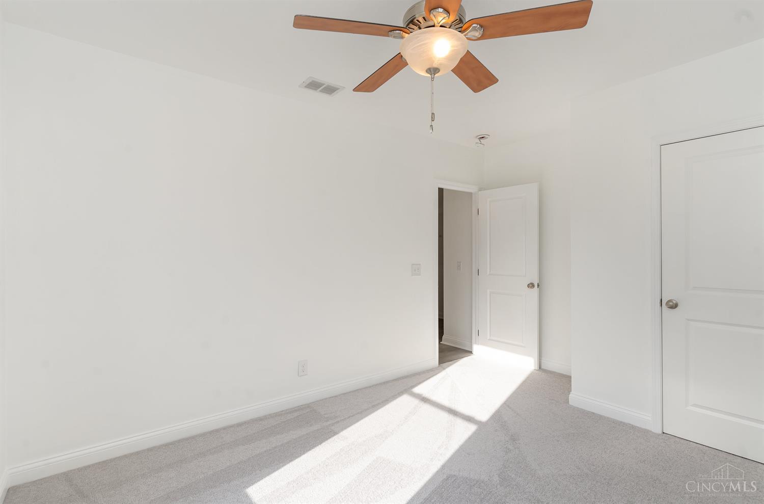 1027 Robinson Road Hamilton, OH 45013 - Photo 33 of 40