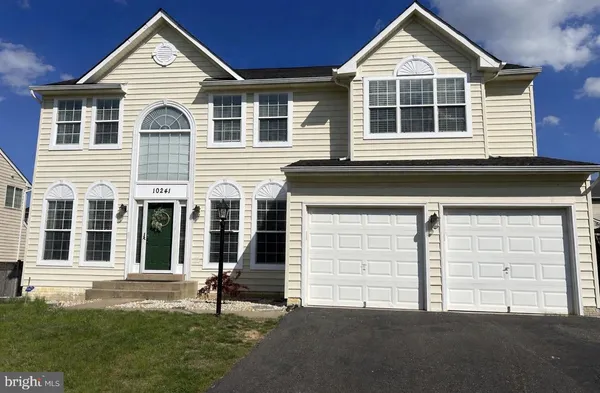 $910,000 | 10241 Aqua View Court, Nokesville, VA 20181