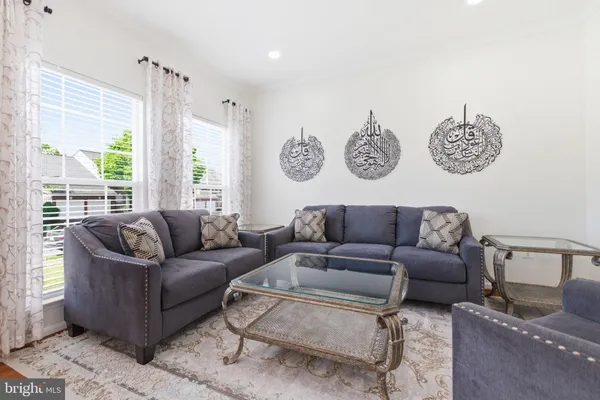 $910,000 | 10241 Aqua View Court, Nokesville, VA 20181