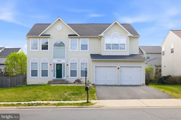 $910,000 | 10241 Aqua View Court, Nokesville, VA 20181