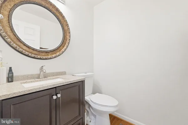 $910,000 | 10241 Aqua View Court, Nokesville, VA 20181