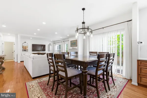 $910,000 | 10241 Aqua View Court, Nokesville, VA 20181