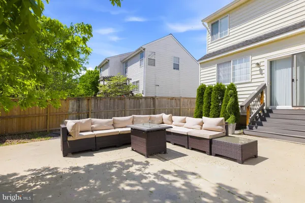 $910,000 | 10241 Aqua View Court, Nokesville, VA 20181