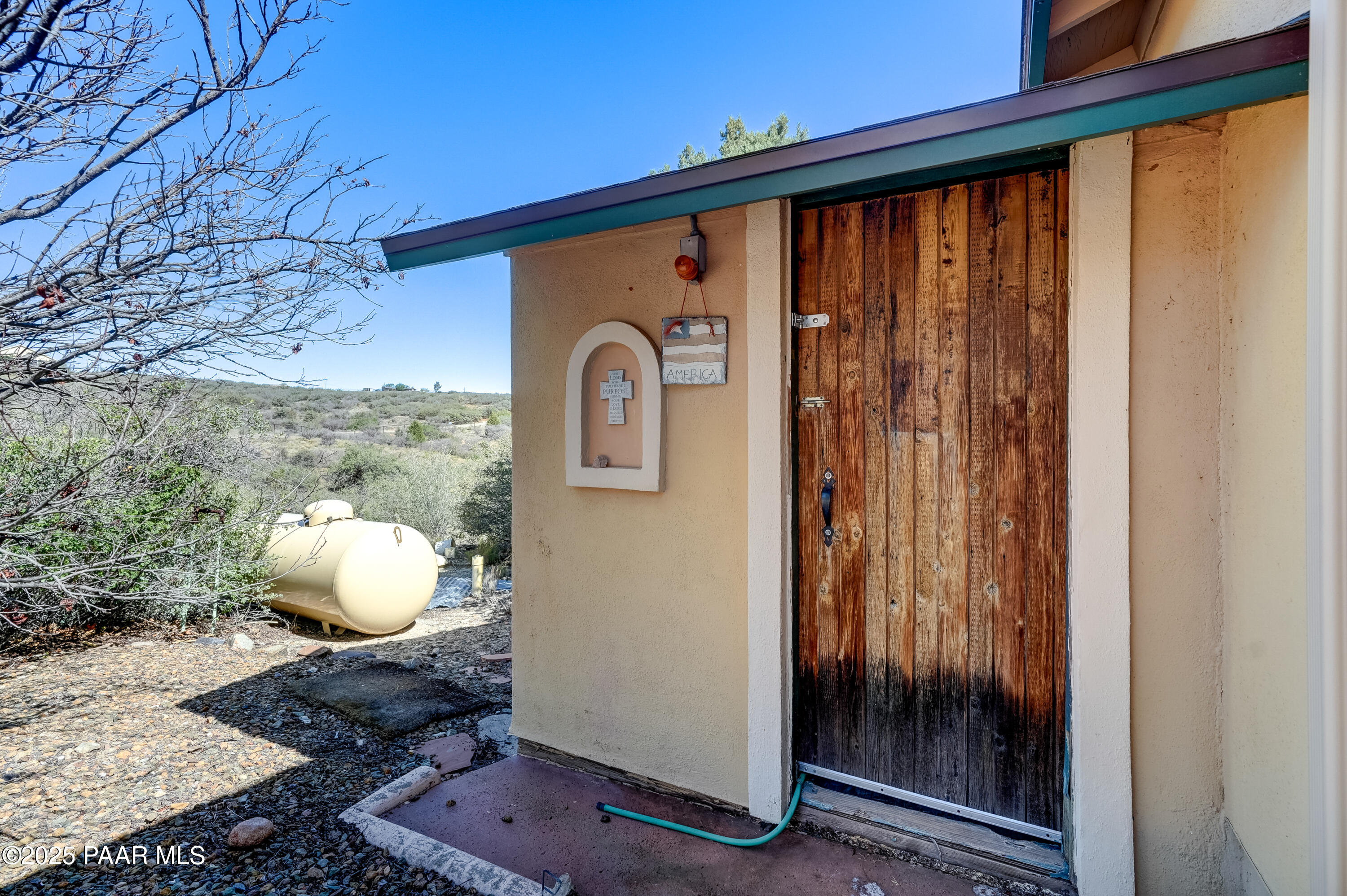 10412 East Prescott Dells Rnch Road Dewey-Humboldt, AZ 86327 - Photo 45 of 83 Well house next to Garage