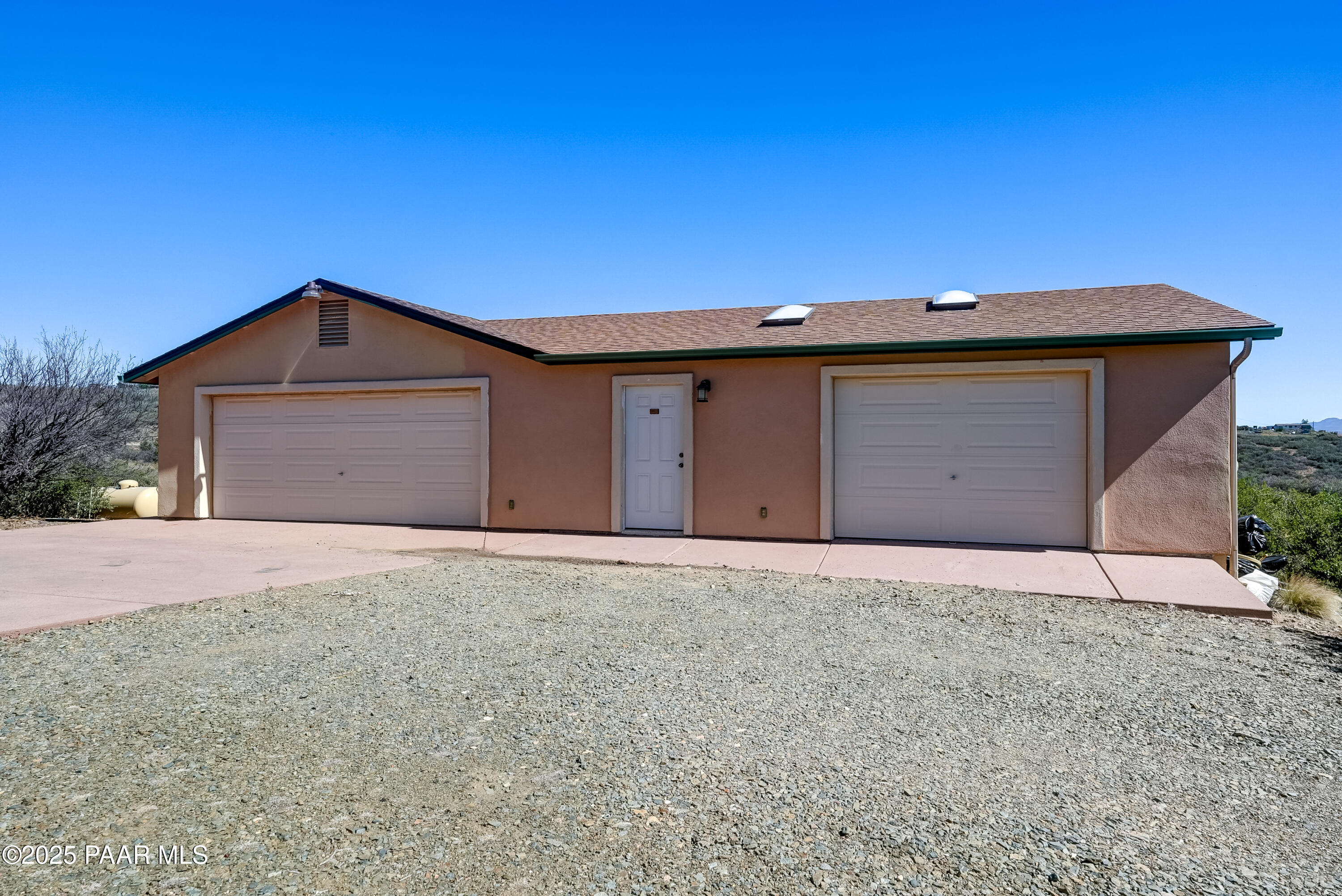 10412 East Prescott Dells Rnch Road Dewey-Humboldt, AZ 86327 - Photo 46 of 83 Garage & Workshop