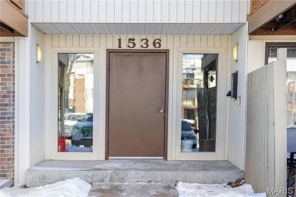 $79,900 | 1536 Springlet Court, Unit 31, Florissant, MO 63033