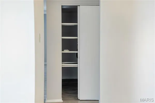 $79,900 | 1536 Springlet Court, Unit 31, Florissant, MO 63033