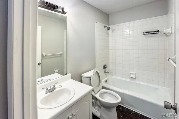 $79,900 | 1536 Springlet Court, Unit 31, Florissant, MO 63033