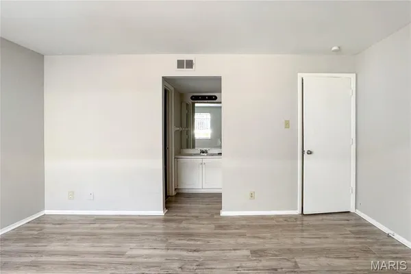 $79,900 | 1536 Springlet Court, Unit 31, Florissant, MO 63033