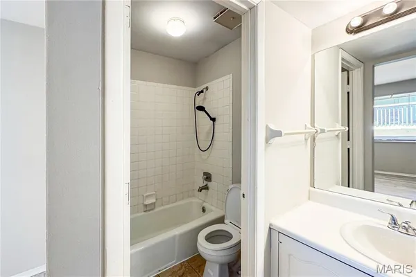 $79,900 | 1536 Springlet Court, Unit 31, Florissant, MO 63033