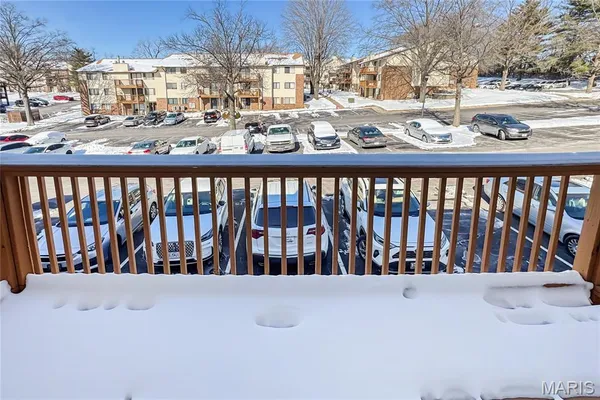 $79,900 | 1536 Springlet Court, Unit 31, Florissant, MO 63033
