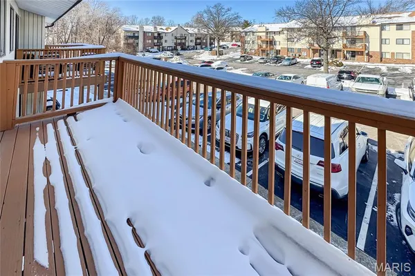 $79,900 | 1536 Springlet Court, Unit 31, Florissant, MO 63033