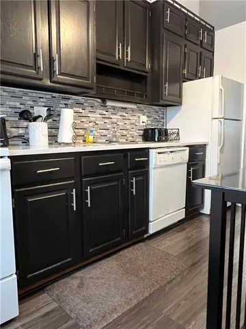 $115,000 | 8139 Holmes Road, Unit D201, Kansas City, MO 64131