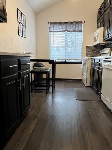 $115,000 | 8139 Holmes Road, Unit D201, Kansas City, MO 64131