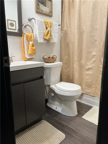 $115,000 | 8139 Holmes Road, Unit D201, Kansas City, MO 64131