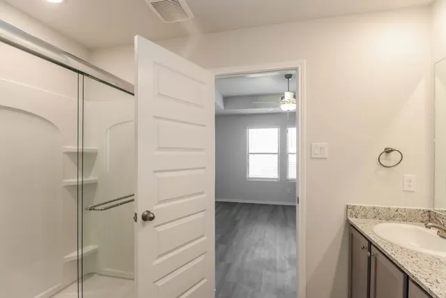 $1,745 | 5711 Daphne Drive, Montgomery, TX 77316