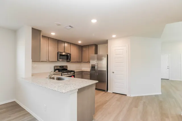 $1,745 | 5711 Daphne Drive, Montgomery, TX 77316