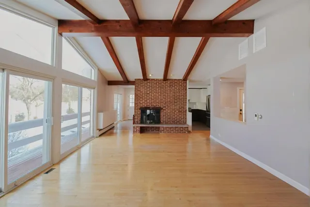 $3,650 | 71 Lake Shore Drive, Barrington, IL 60010