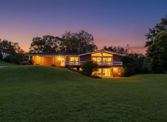 $3,650 | 71 Lake Shore Drive, Barrington, IL 60010