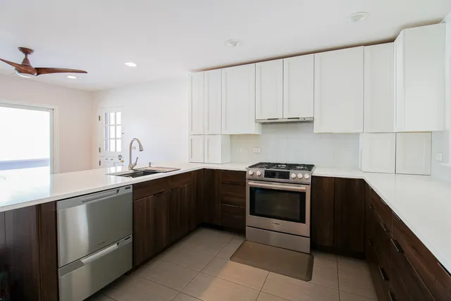 $3,650 | 71 Lake Shore Drive, Barrington, IL 60010