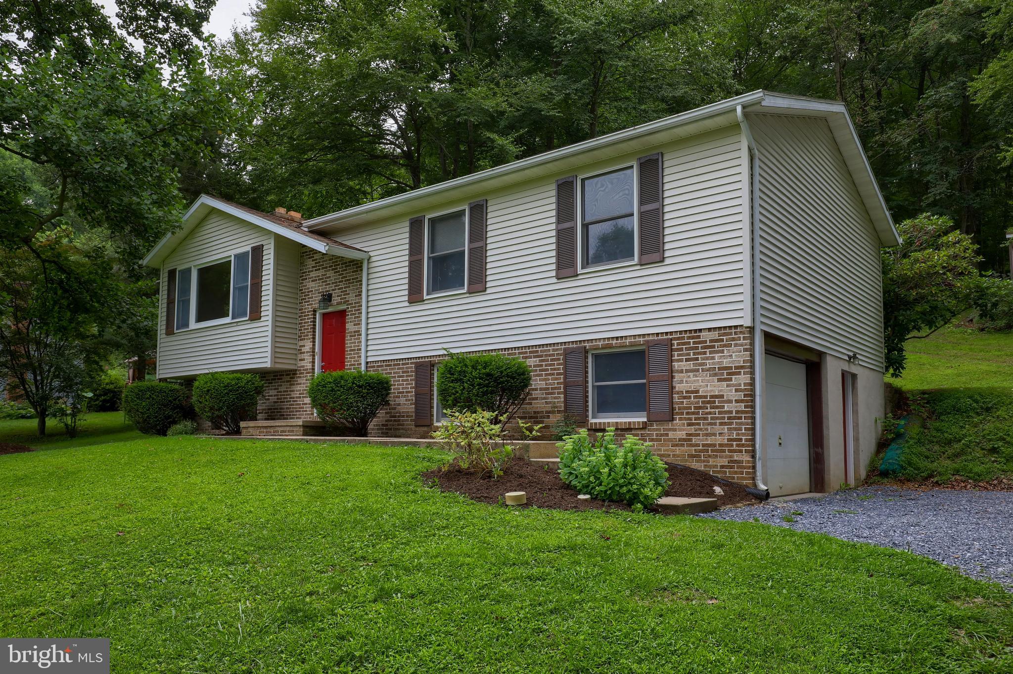 6252 River Road Conestoga, PA 17516 - Photo 2 of 27 Front view of home