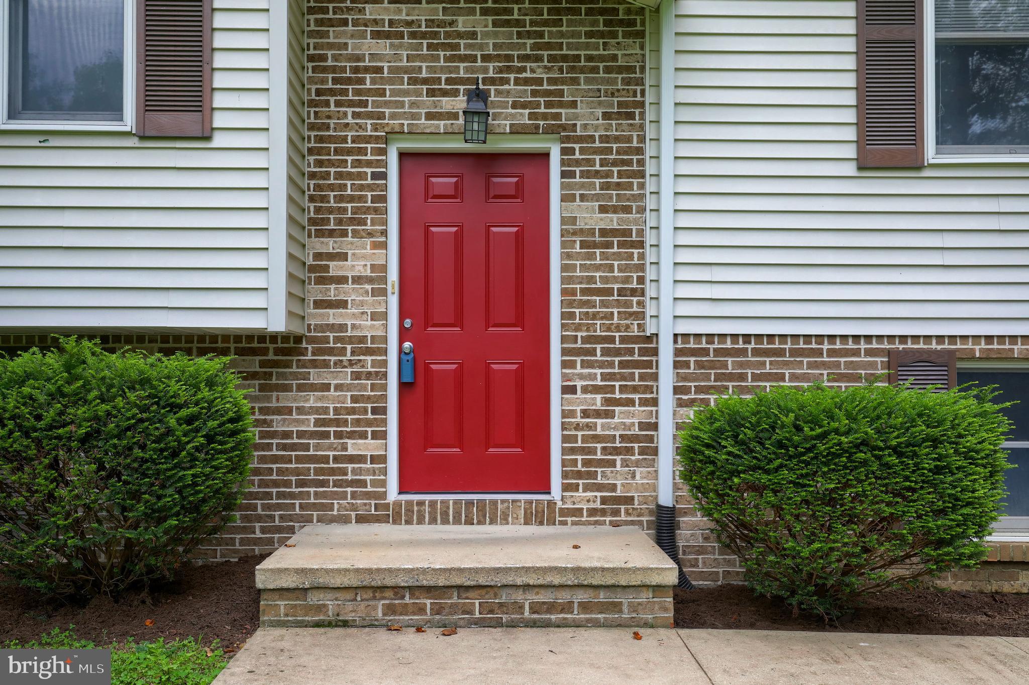 6252 River Road Conestoga, PA 17516 - Photo 3 of 27 Inviting front doorway