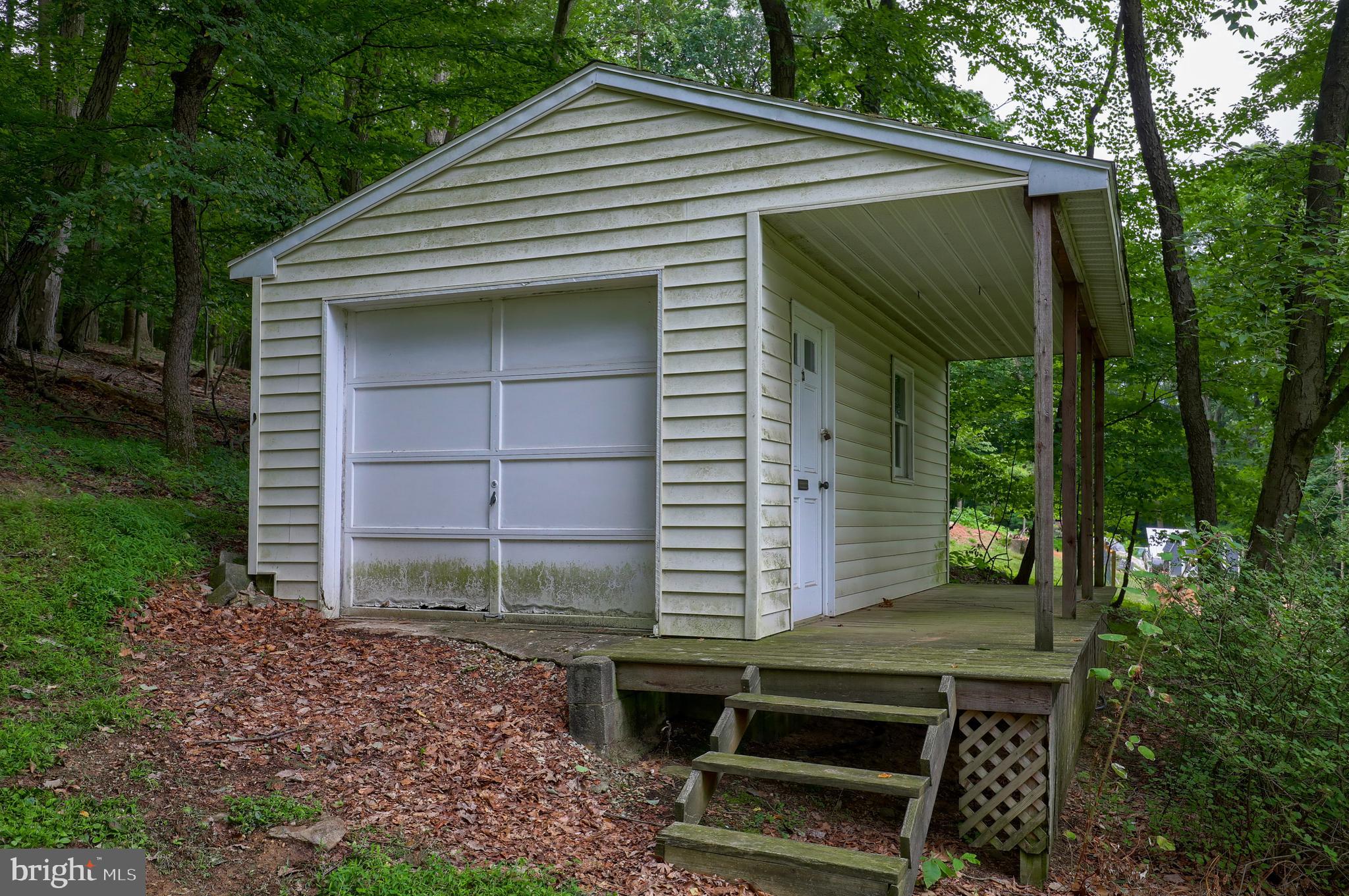 6252 River Road Conestoga, PA 17516 - Photo 6 of 27 So many possibilities with this shed