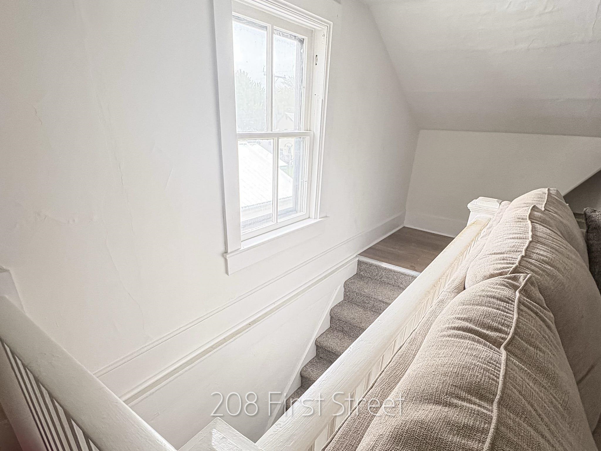 208 1st Street Oconto, WI 54153 - Photo 14 of 19