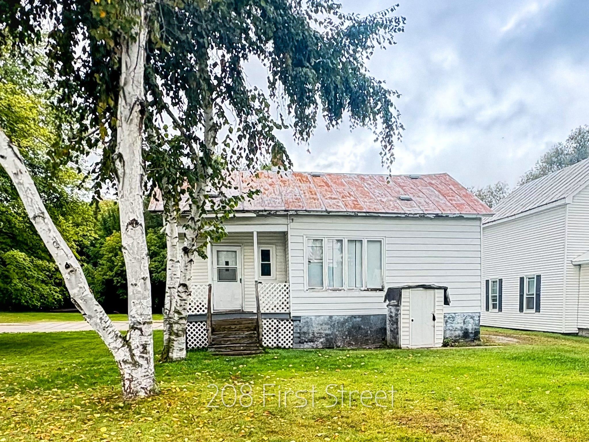 208 1st Street Oconto, WI 54153 - Photo 14 of 14